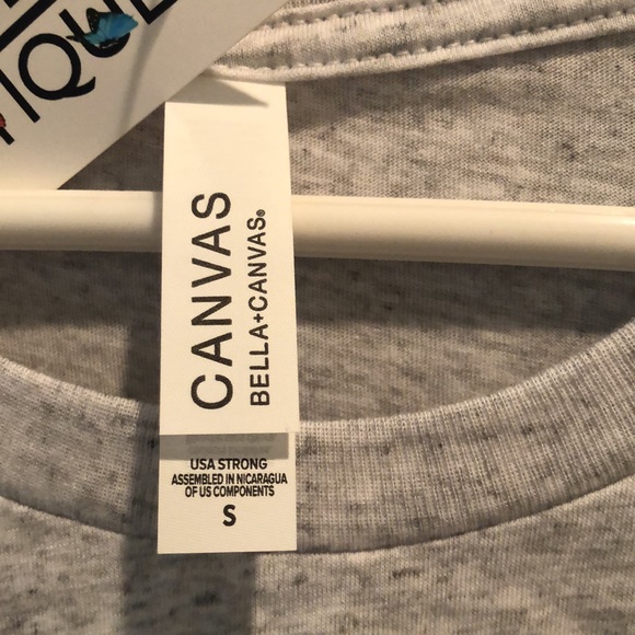 NWT- Bella Canvas butterfly graphic tee, size small - Picture 5 of 6